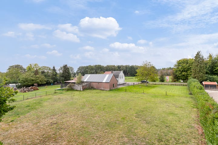 Photo 2 of Achtmaalsebaan 57