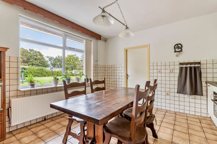 Photo 12 of Achtmaalsebaan 57