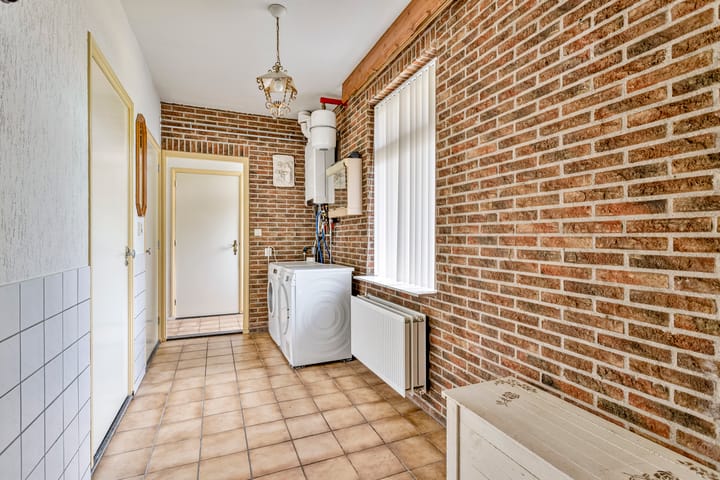 Photo 17 of Achtmaalsebaan 57