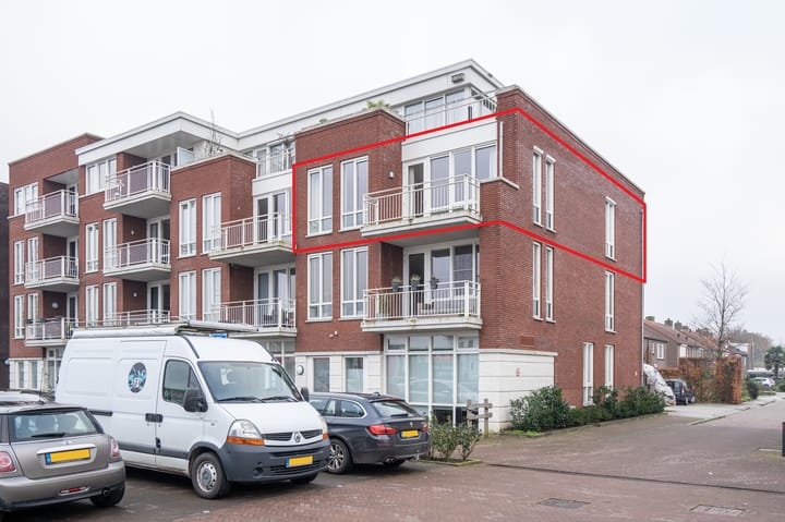 Dorpsstraat 21