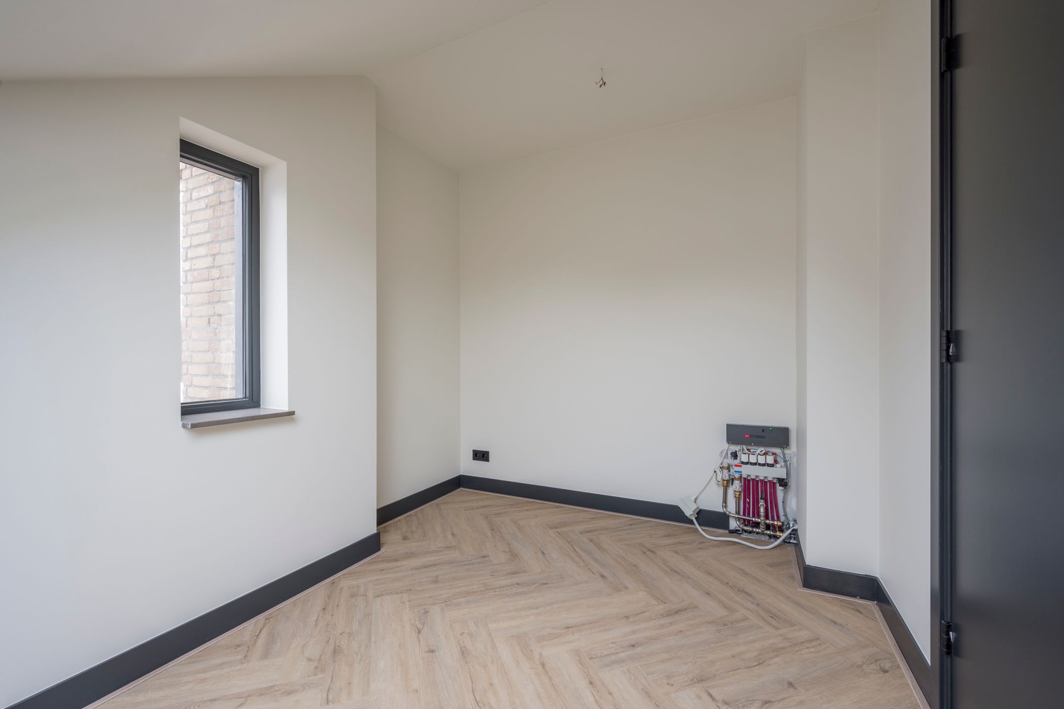 Photo 18 of Van Tuyllstraat 8-B