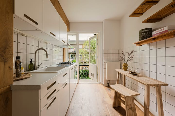 Photo 2 of Finsenstraat 17-1