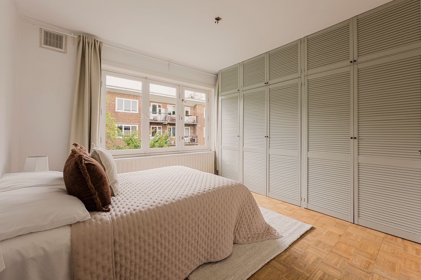 Foto 19 van Finsenstraat 17-1