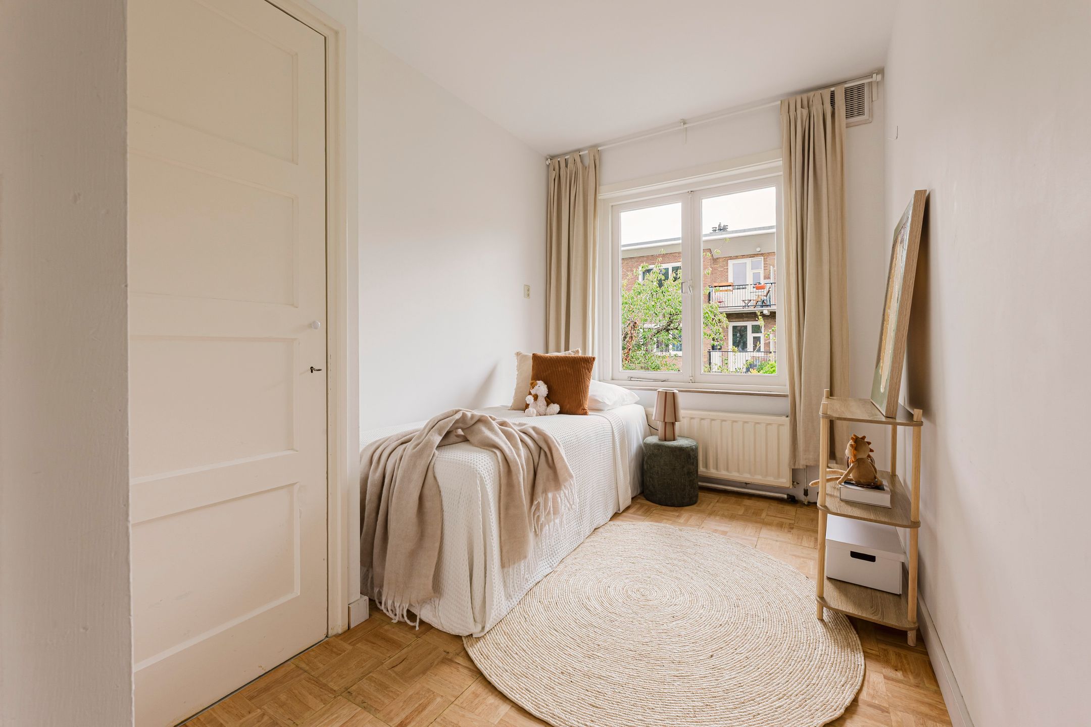 Foto 21 van Finsenstraat 17-1