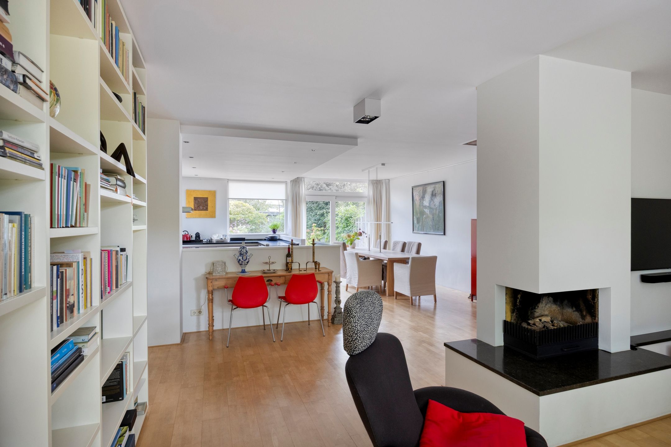 Photo 9 of Zwaanwijk 6