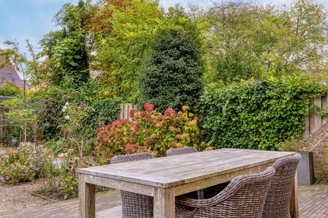 Photo 22 of Zwaanwijk 6