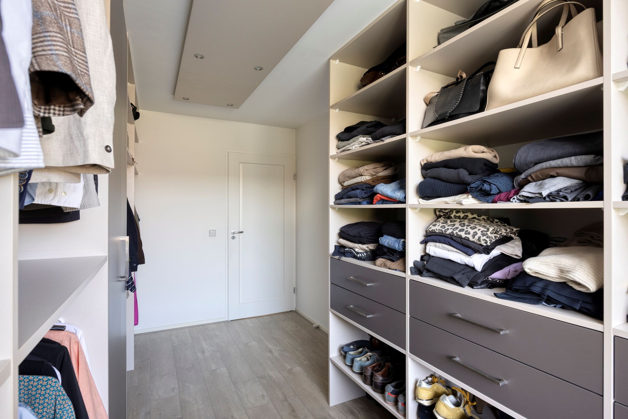 Photo 27 of Zwaanwijk 6