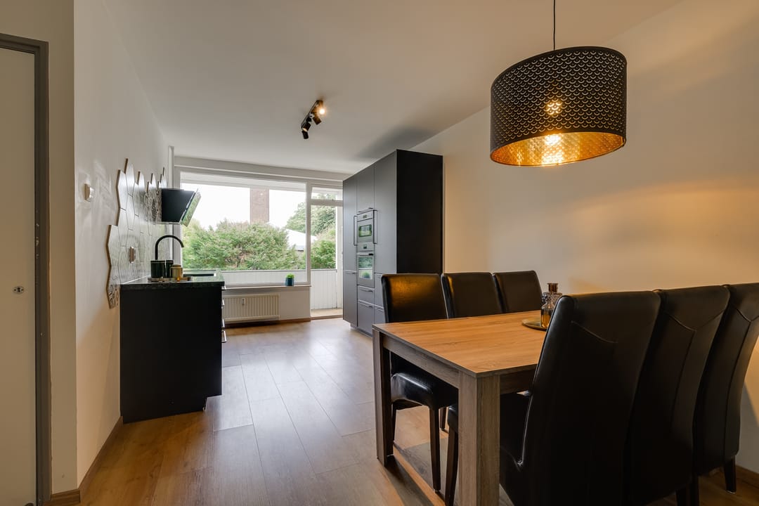 Foto 13 van Burgemeester Caan van Necklaan 197