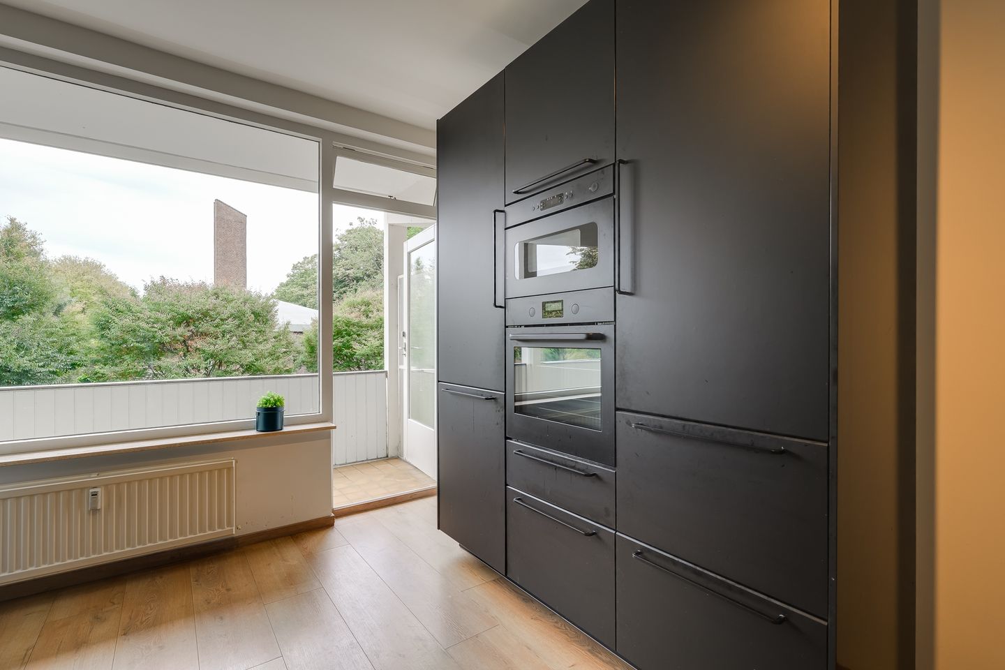 Foto 14 van Burgemeester Caan van Necklaan 197