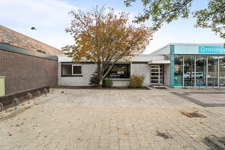 undefined main image