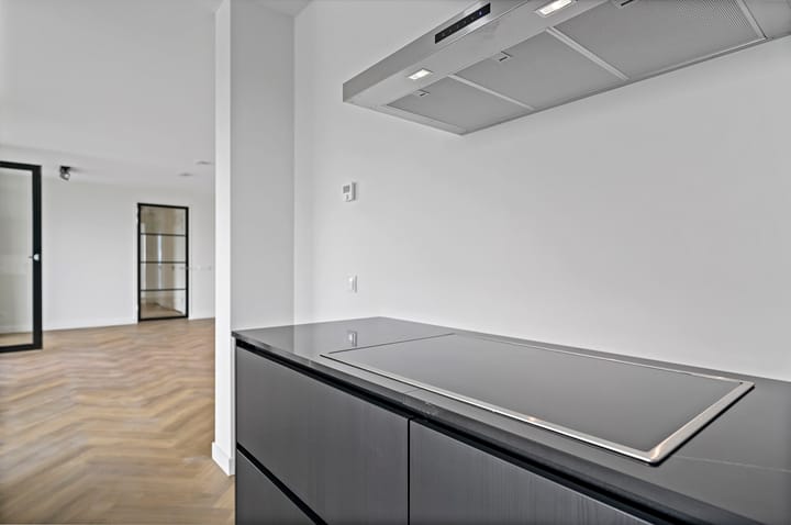 Maashaven N.z. 681 main image