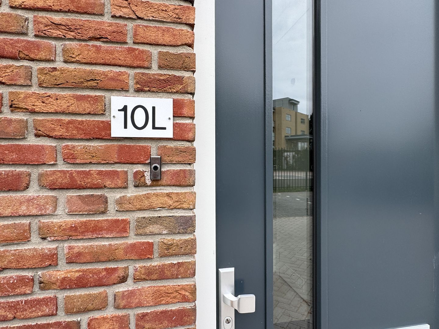 View photo 5 of Nijverheidslaan 10-L