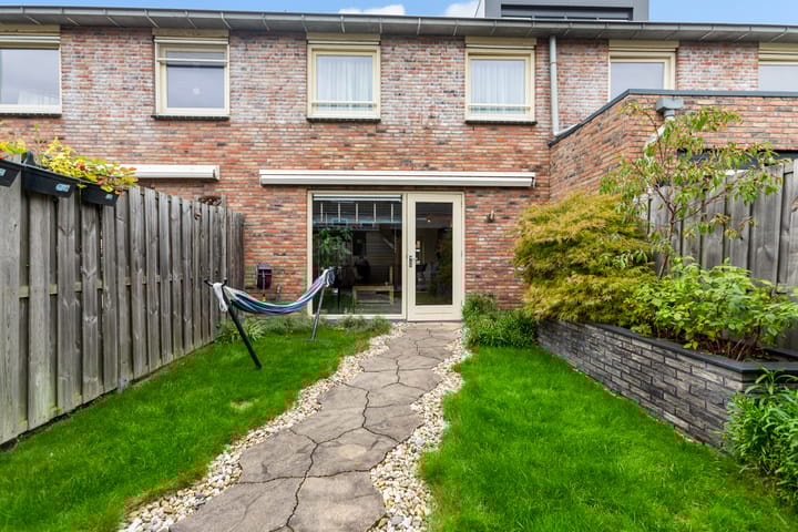 Foto 16 van Brancusistraat 44