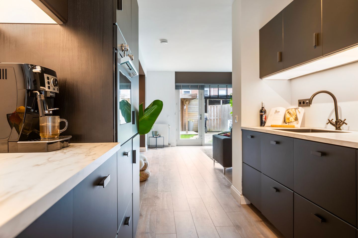 Photo 20 of Brancusistraat 44