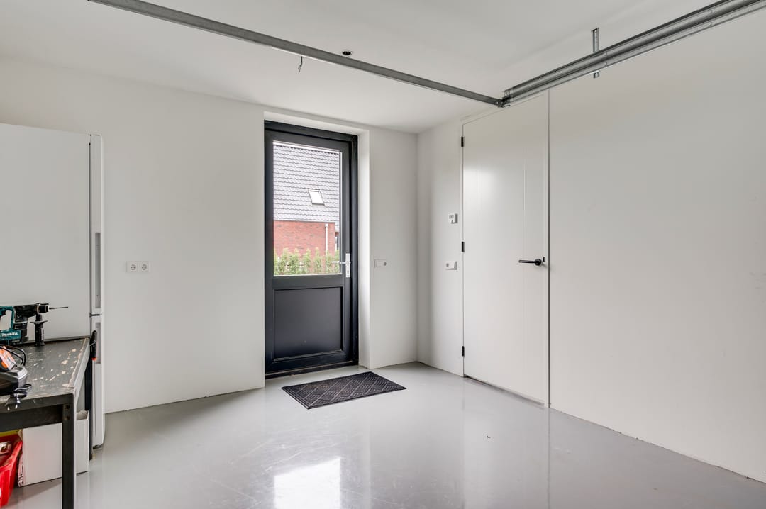 Photo 26 of Lewieze 30