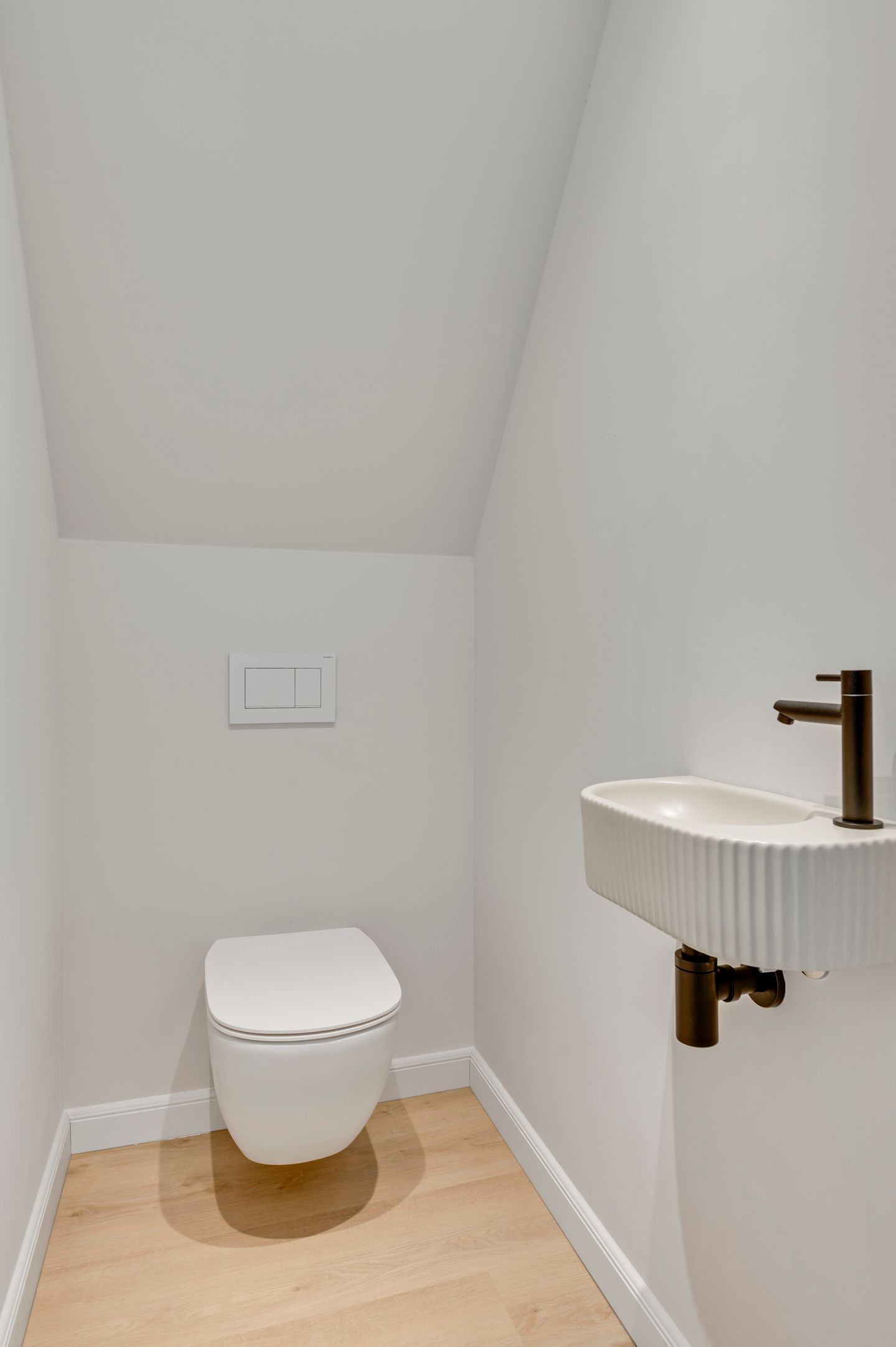 Photo 40 of Lewieze 30