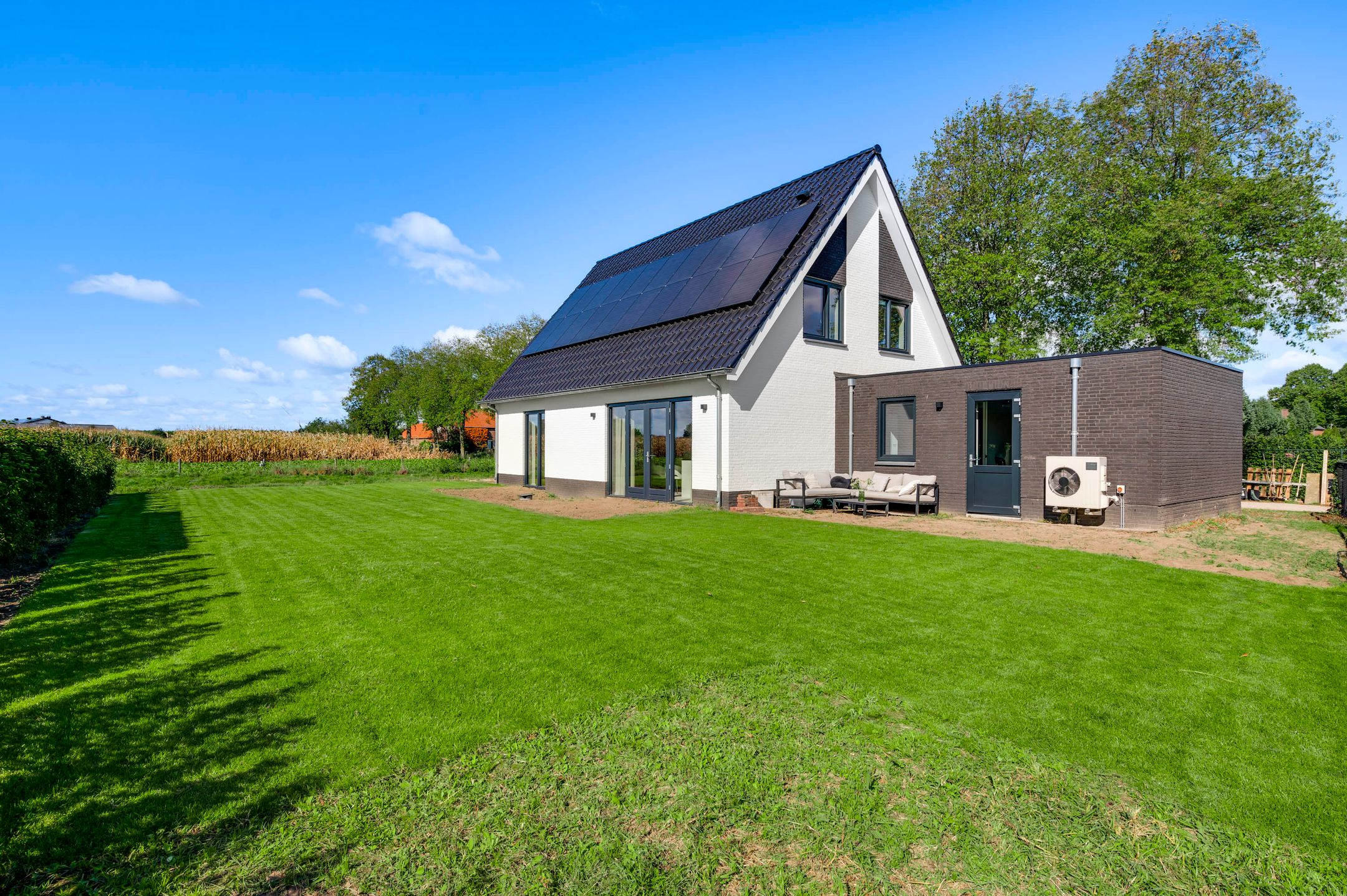 Photo 45 of Lewieze 30