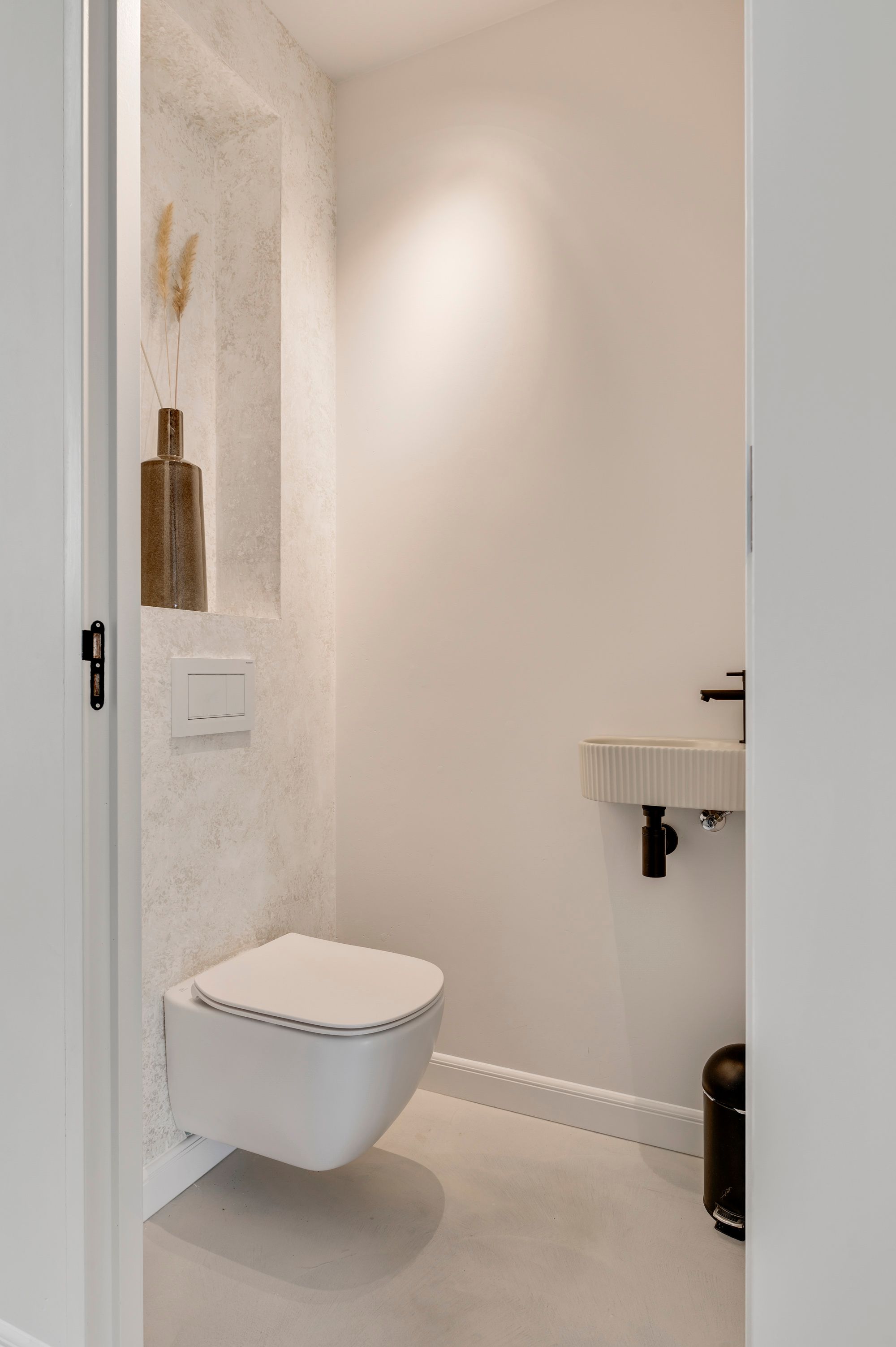 Photo 9 of Lewieze 30