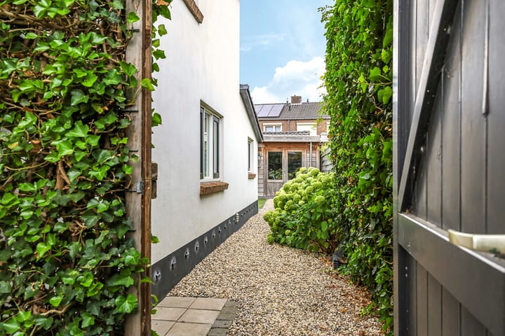 Foto 47 van Flierenhofstraat 19