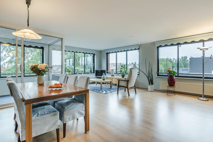 Foto 14 van Elzenmos 74