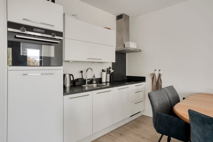 Photo 12 of Havenspoor 195