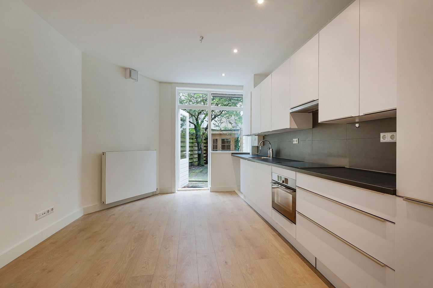 Photo 5 of Zaanstraat 45