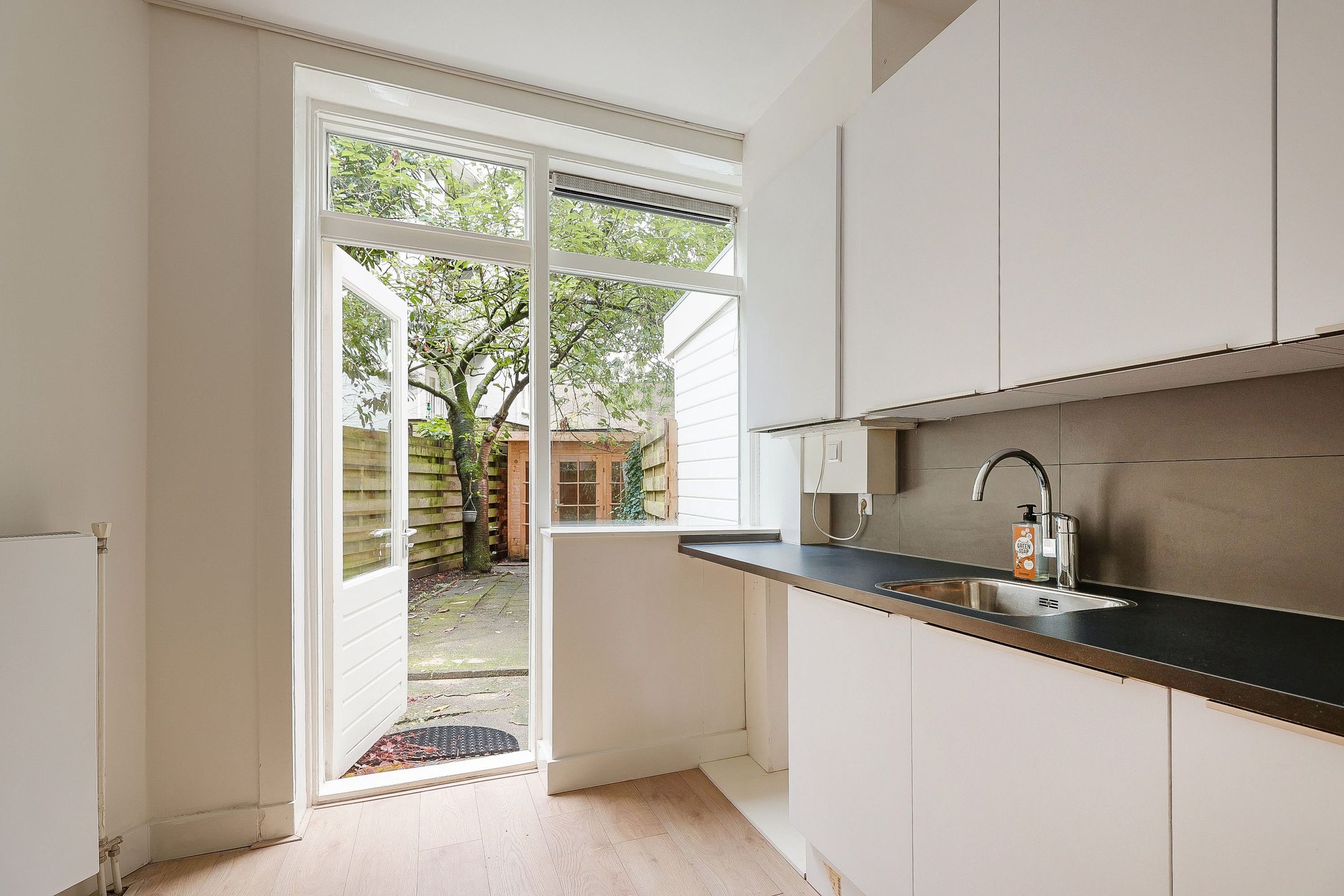 Photo 6 of Zaanstraat 45