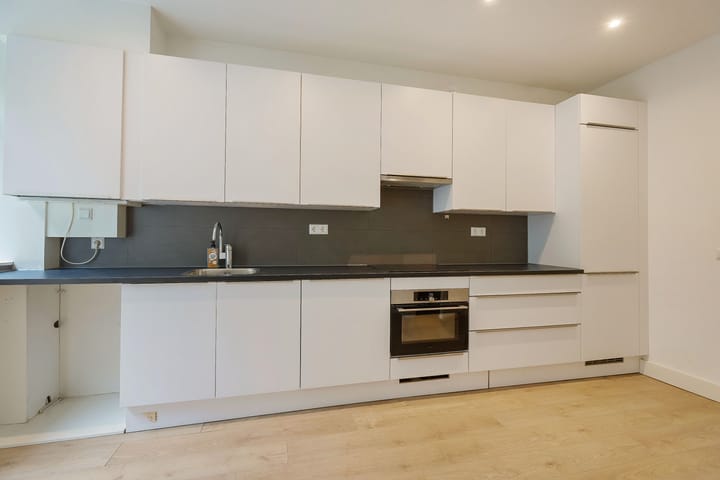 Photo 7 of Zaanstraat 45