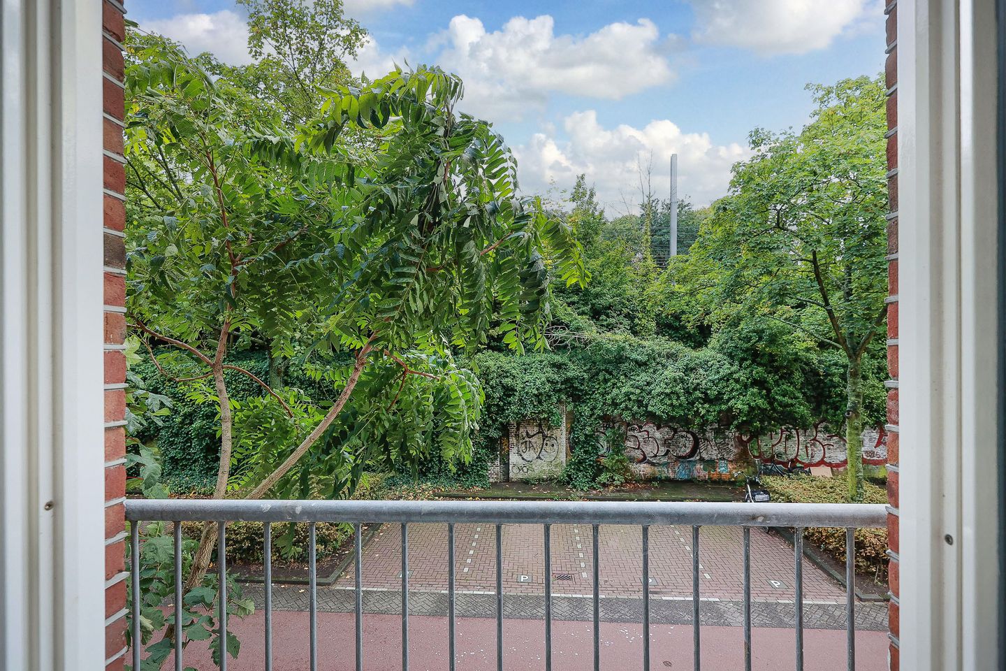 Photo 5 of Zaanstraat 46