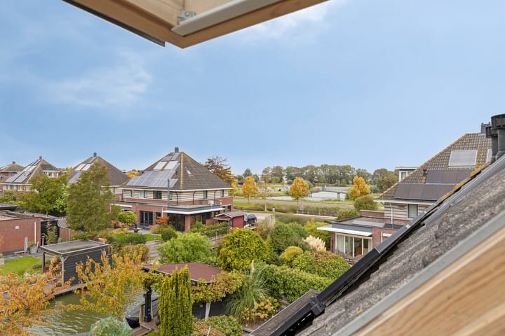 Foto 30 van Bovendeks 15