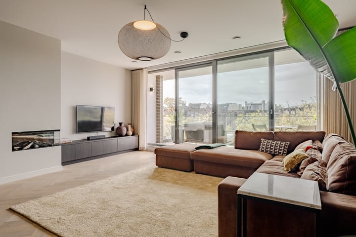 Photo 3 of Groenmarktkade 33