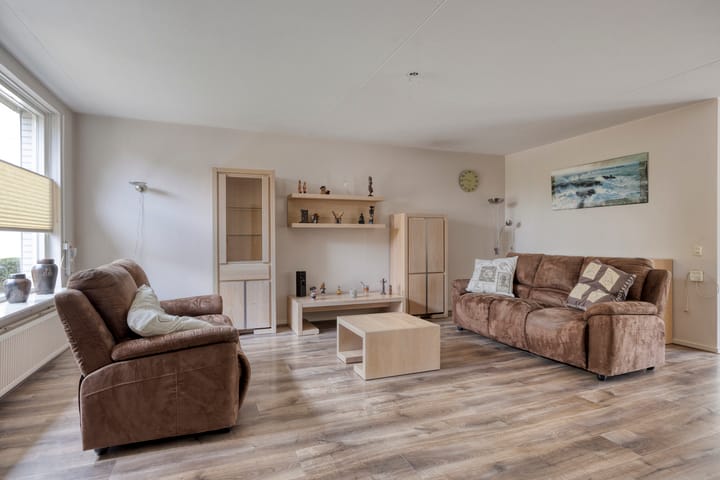 Foto 9 van Kamillestraat 21