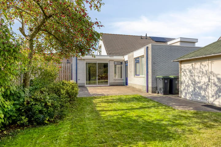 Foto 31 van Kamillestraat 21