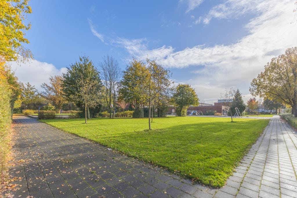 Photo 31 of Bos en Vaartlaan 72