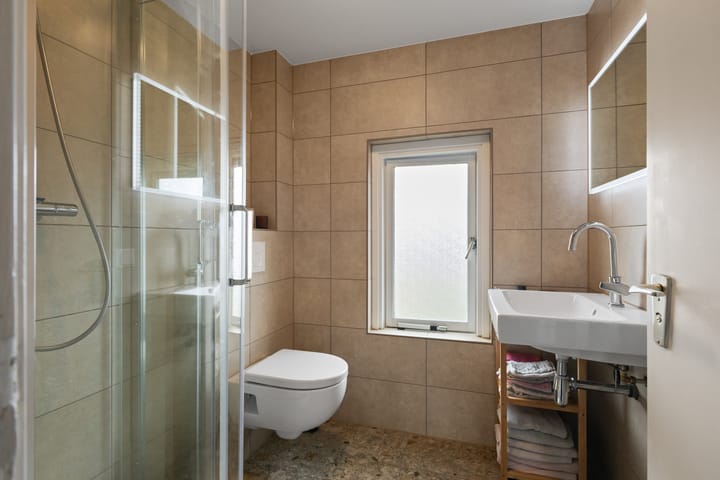 Photo 24 of Zandburen 57