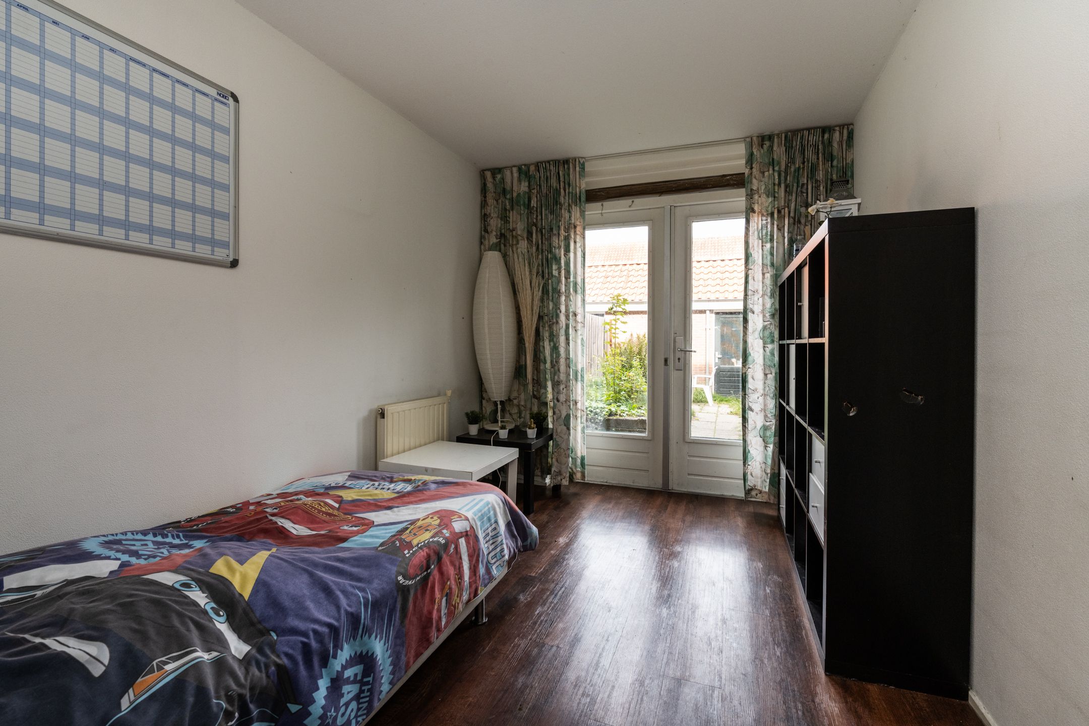 Photo 30 of Warmoezenierstraat 24