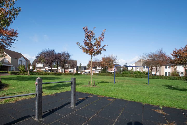 Photo 8 of Jan Mennenstraat 18