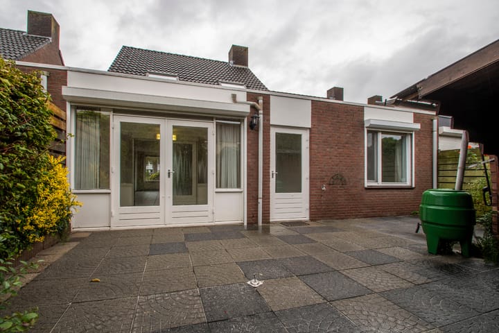 Jan Mennenstraat 18