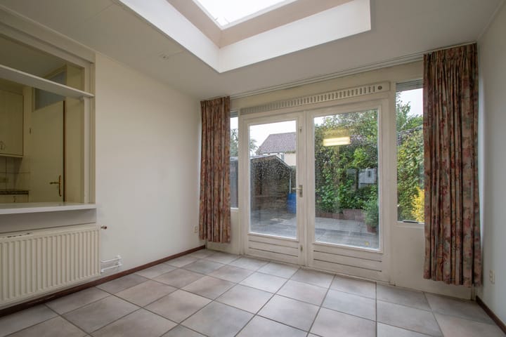 Photo 16 of Jan Mennenstraat 18