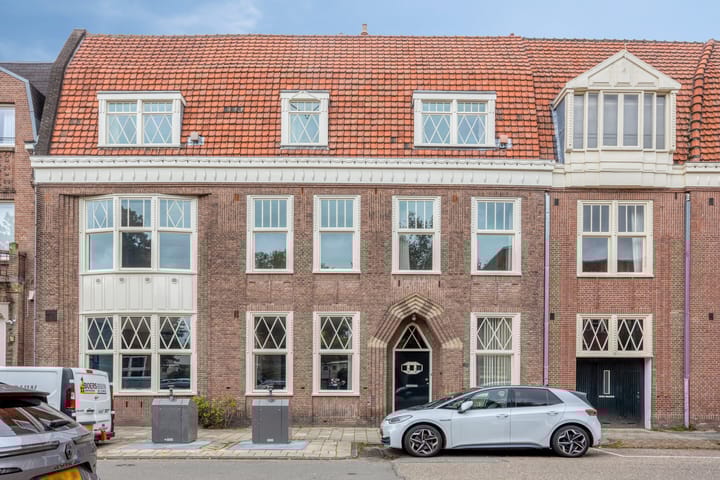 J.J. Viottastraat 34