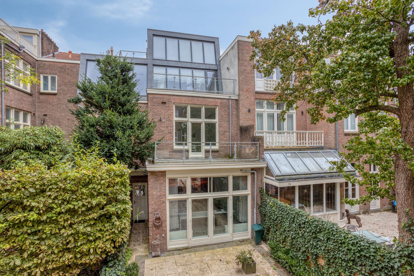 Bekijk foto 2 van J.J. Viottastraat 34