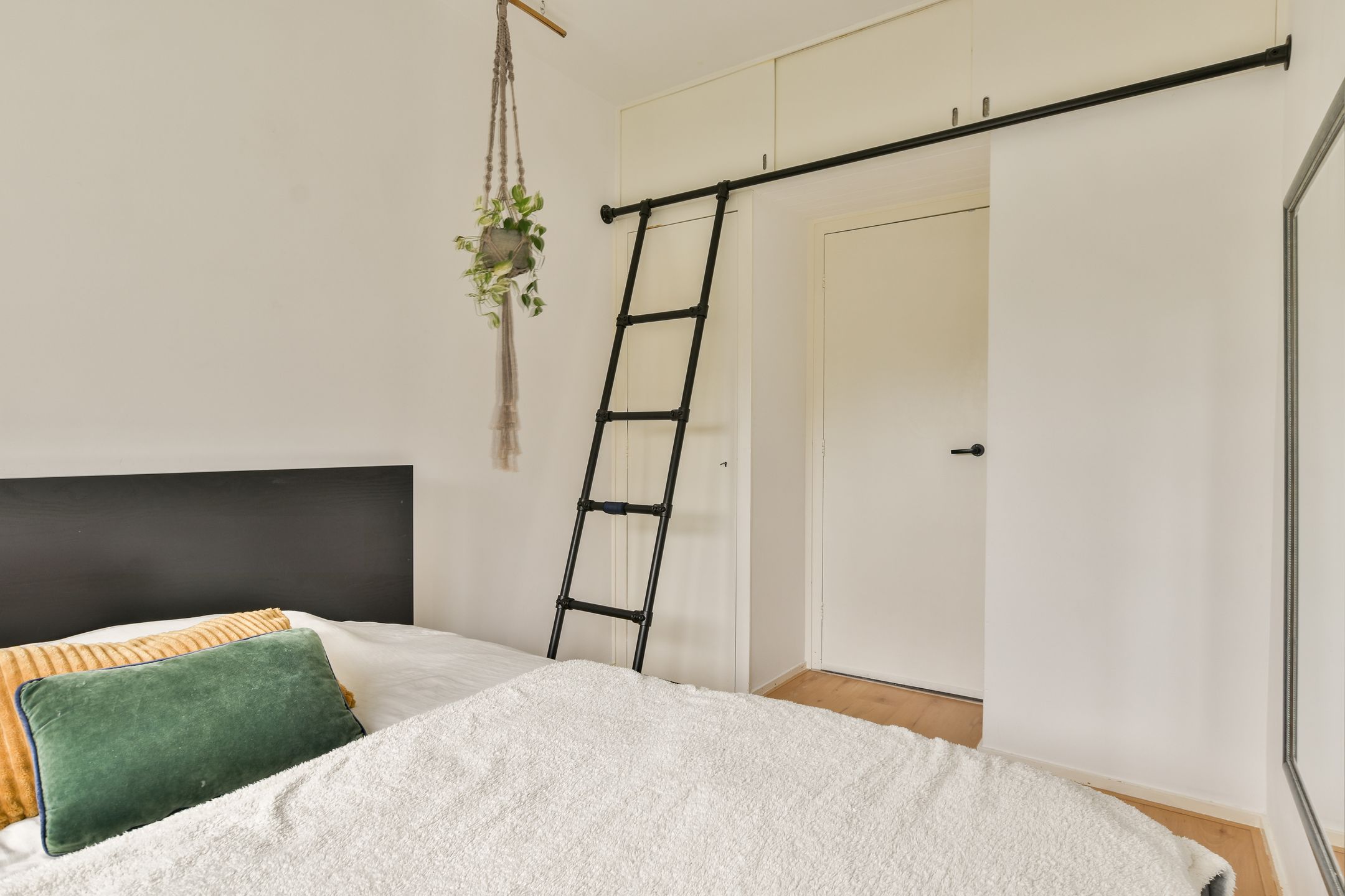 Foto 24 van Julianaplantsoen 169