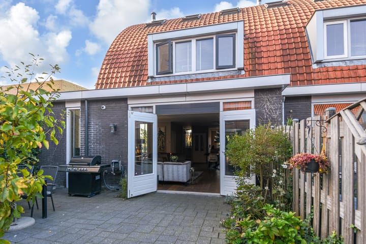 Foto 60 van Van der Stoklaan 3