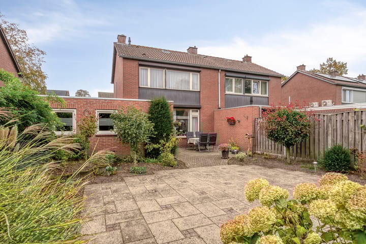 Foto 26 van Hombergstraat 6