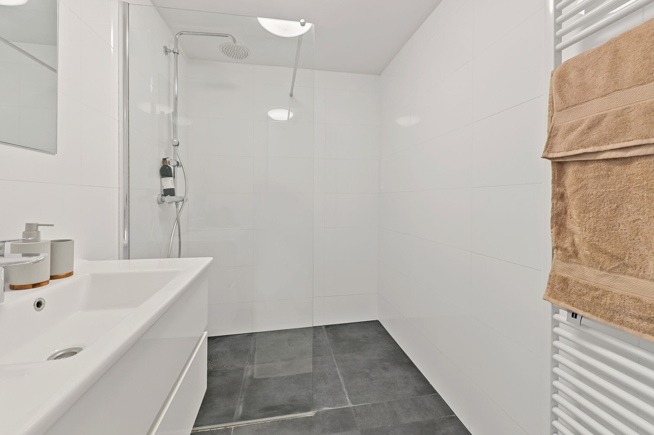 Foto 12 van Stationsweg 71-C