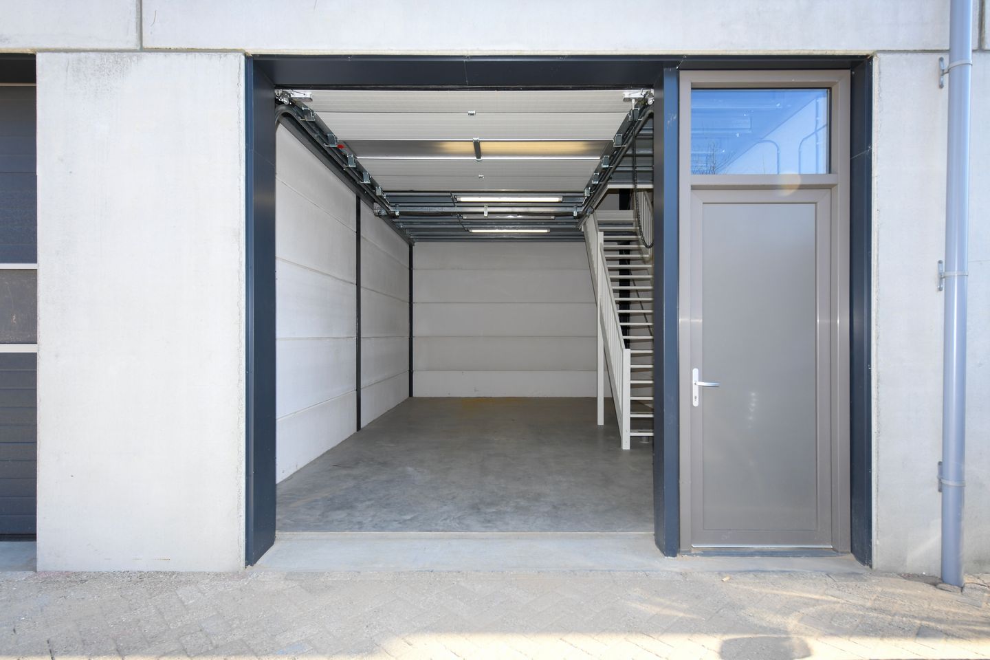 View photo 3 of Nieuwegracht 16-17