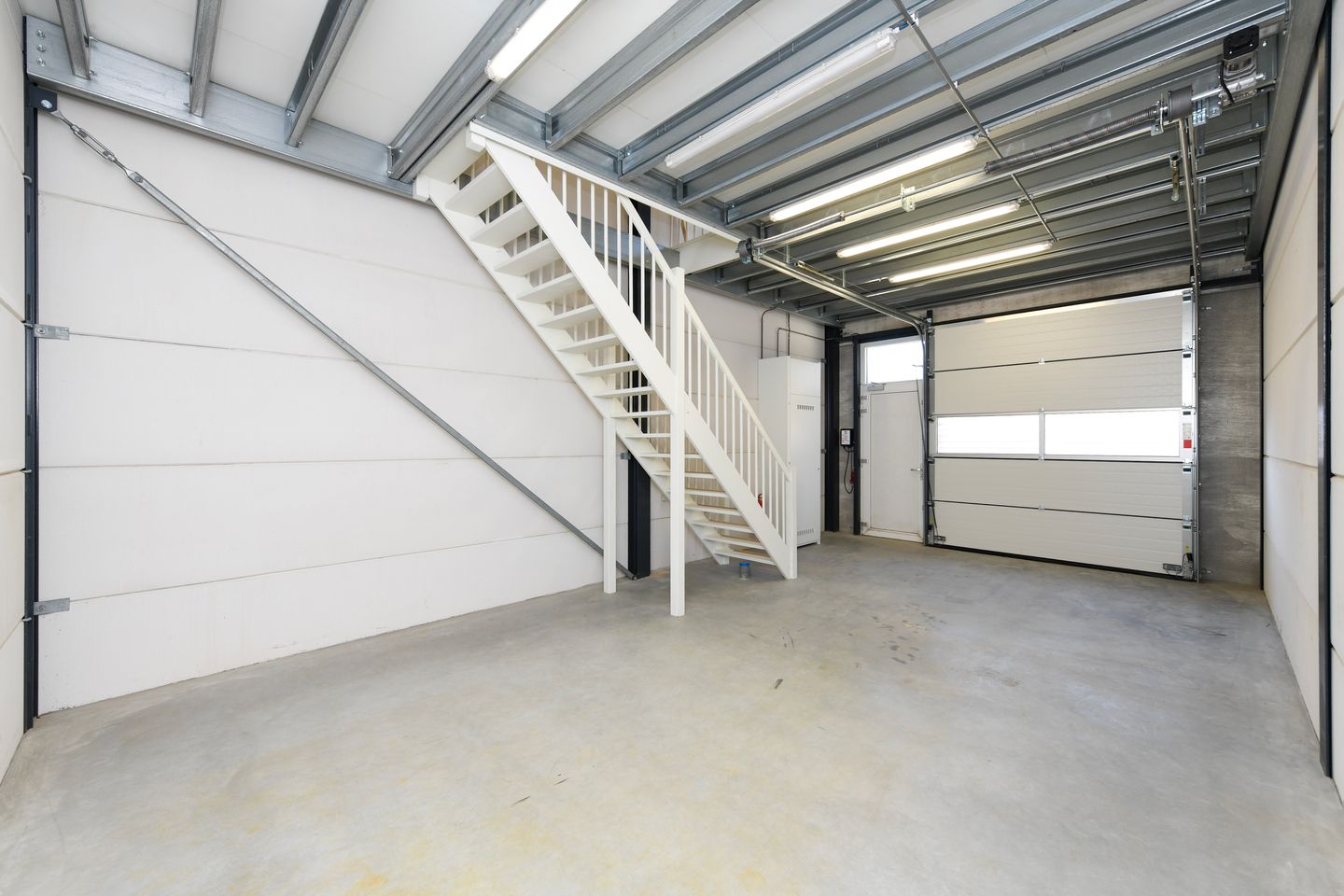 View photo 4 of Nieuwegracht 16-17