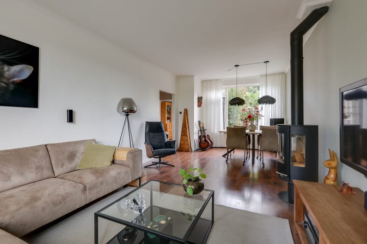 Foto 28 van Witte Kruis 21