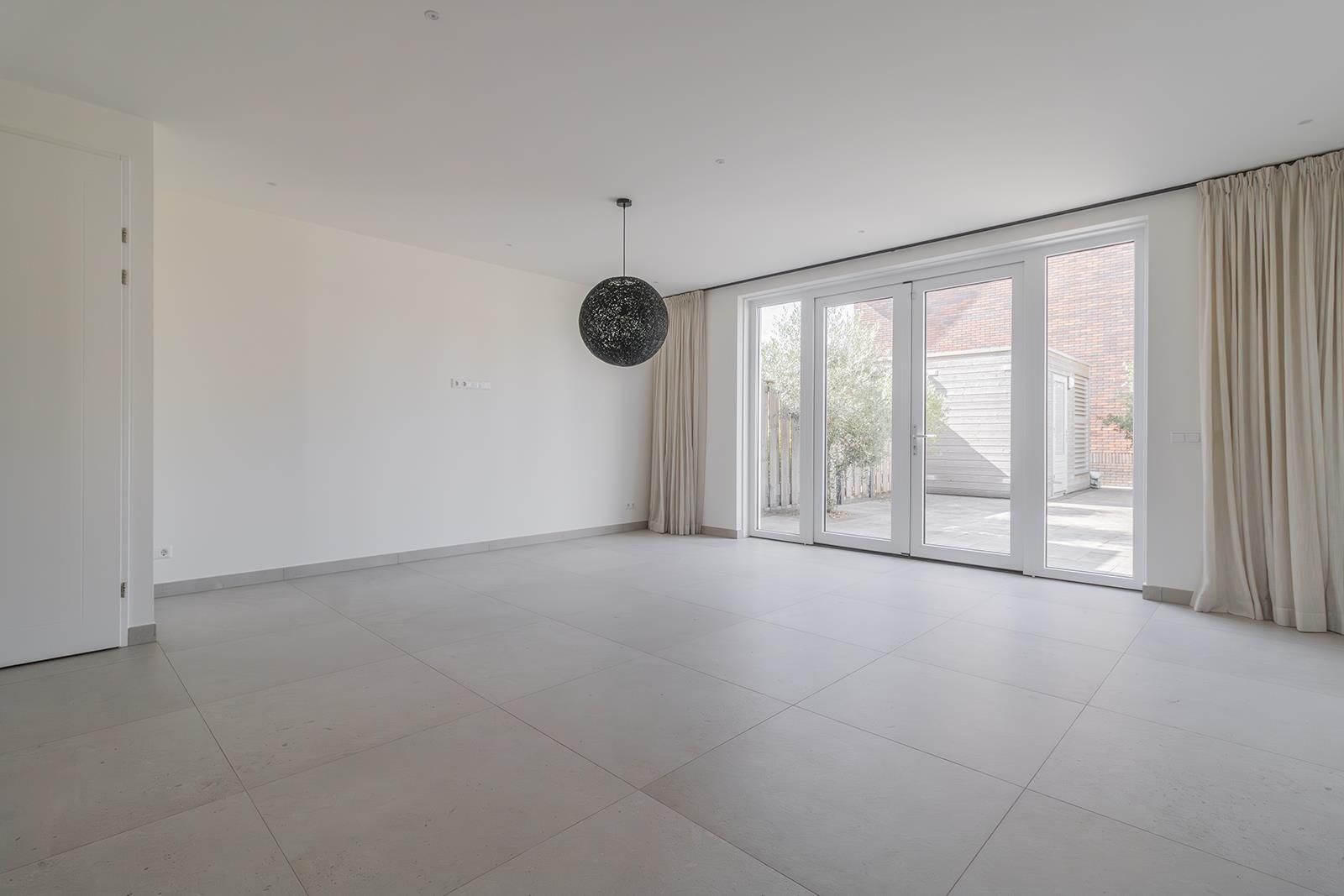 Foto 6 van Knobbelzwaan 121