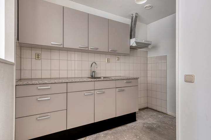 Photo 11 of Aagje Dekenstraat 50